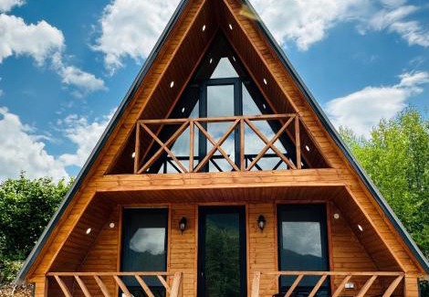 Bagvdanari Ski Chalet | Villa Wood in Mestia N 2
