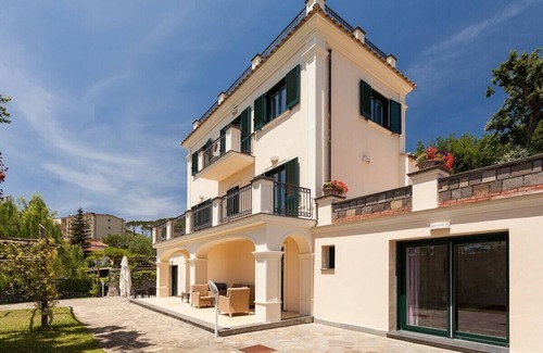 Sant'Agata sui Due Golfi Villa | Villa Yuri with private pool