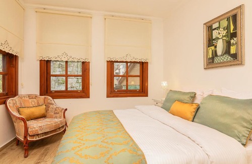 Kaleici House | Villa Zemira Garden