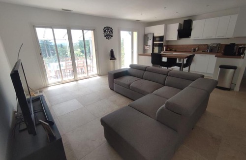 Montbazin Villa | Villa Zen