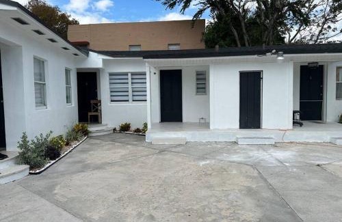 East Little Havana Apartment | VillaClara Studio-Little Havana