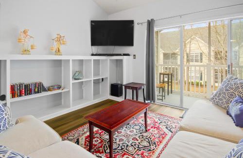 Little River Apartment | Village at the Glens L-205