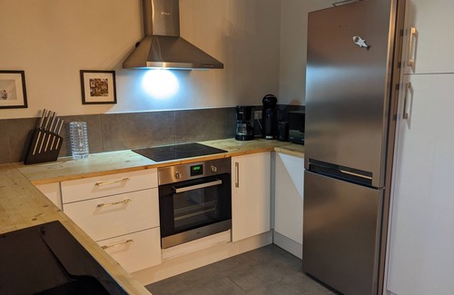 Monetier-les-Bains Apartment | Village Center · Renovated Apartment · Wifi Included