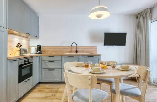 Lacanau-Ocean Apartment | Village Cheval Spa Résidences by Interhome
