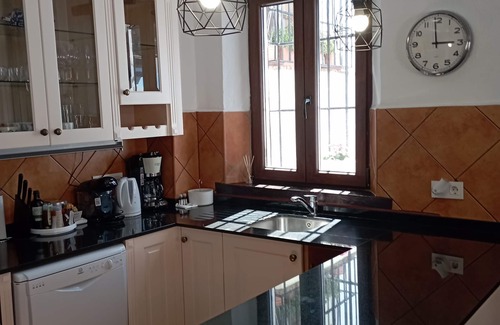 Benahavis House | Village house in Benahavis close to all amenities