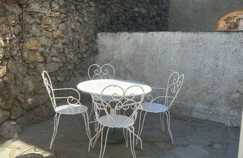 Olmi Cappella House | Village house in the heart of the mountains