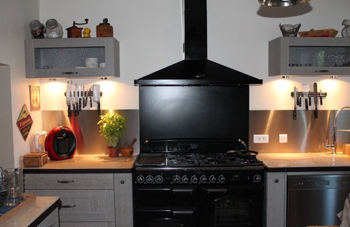 Maubec House | Village house in the Luberon with private pool