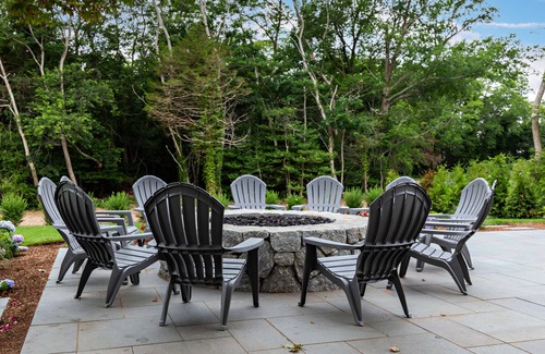 Dennis House | Village Luxury- Mayflower Beach Private Parking- Sleeps 18