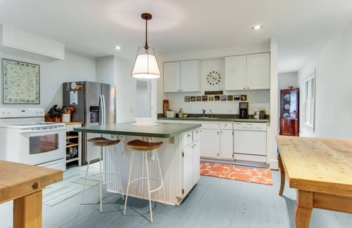 Leland House | Village of Leland Modern Farmhouse On the Village Green. Best Leelanau Location