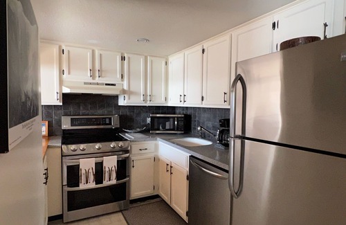 Lincoln House | Village of Loon Townhouse AC Pool Internet Panoramic Views No Entry Level Steps