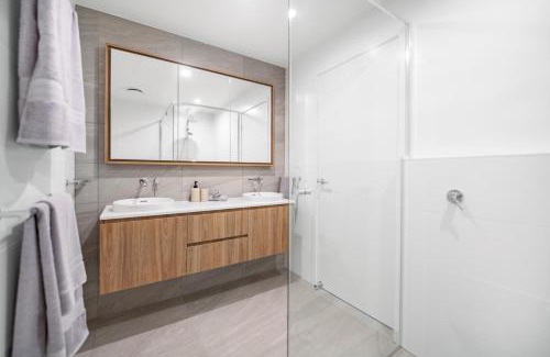 Palm Beach Apartment | Village Palm Beach - Brand New 2 Bedroom Apartment