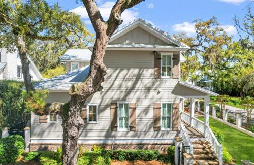 King City House | Village Paradise
