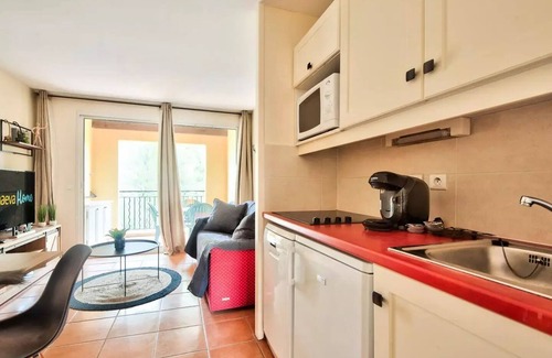 Pont Royal Apartment | Village Pont Royal in Provence - maeva Home - 2 room apartment for 4 people - Selection
