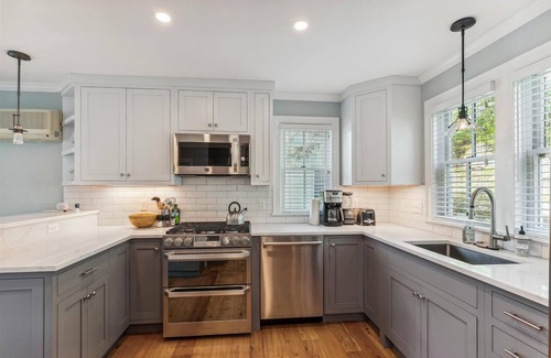Stowe Area Condo | Village Sunrise: 2 br, fireplace, a/c, game room, walkable to Village!