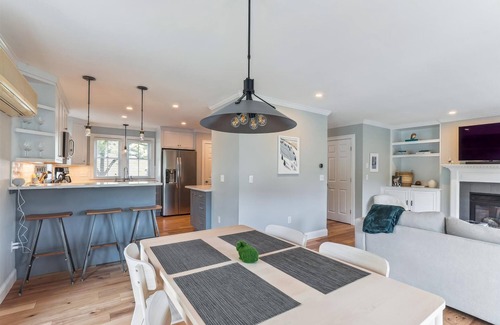 Stowe Area Condo | Village Sunrise: 2 br, fireplace, a/c, game room, walkable to Village!