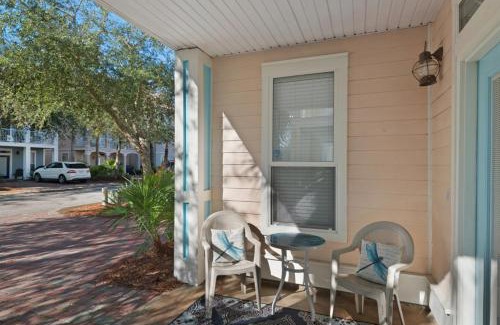 Villages of Crystal Beach House | Villages of Crystal Beach: Kono Cabana