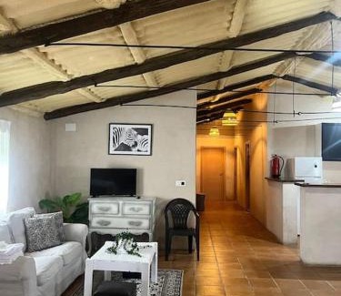 Totanes Apartment | Villalegría. Casa de campo cercana a Puy du Fou