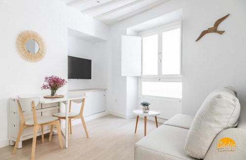 Old Town Apartment | Villalobos by Cadiz Time
