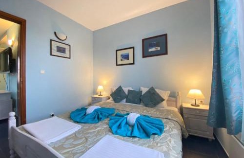 Chernomorets Resort | Villas and Bungalows Panorama