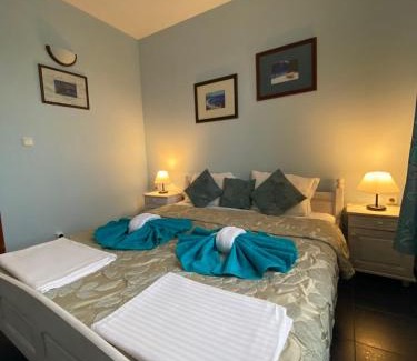 Chernomorets Resort | Villas and Bungalows Panorama