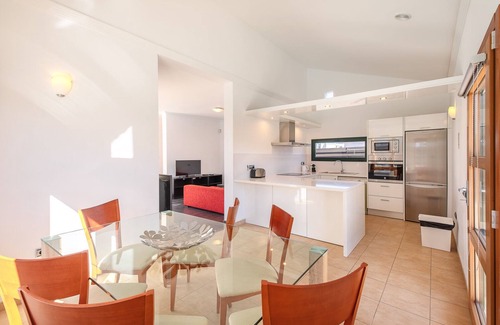 Playa Blanca Villa | VILLAS CAMELOT, an ideal house