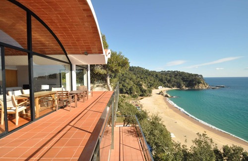 Lloret de Mar House | Villas Costa Brava- Villa Sol Solet. First line of the sea in Cala Canyelles