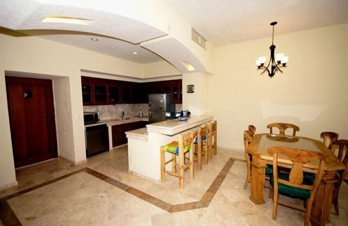 Los Barriles Condo | VILLAS DE CORTEZ, Beachfront, Poolside, , 1 BR Condo, 24 Pickleball Courts