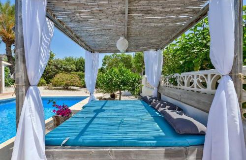 Benimeit Villa | Villas Guzman - Pura Vida
