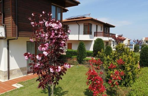 Lozenets Villa | Villas in Complex Trakiyskiy Bryag