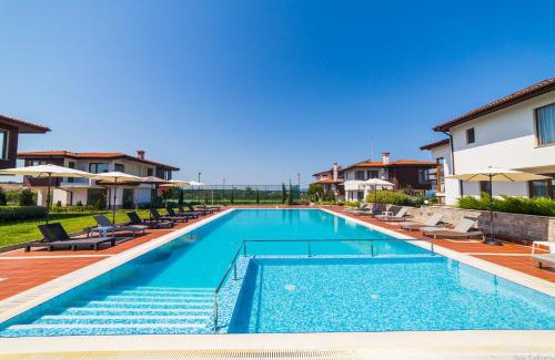 Lozenets Villa | Villas in Complex Trakiyskiy Bryag