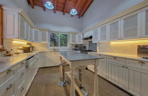 El Santuario Villa | Villas Valle