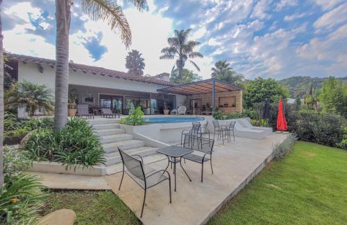El Santuario Villa | Villas Valle