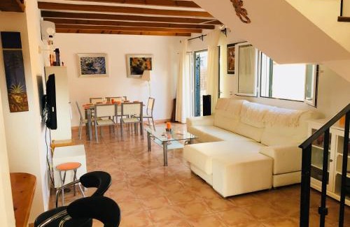 Cala Romantica Villa | Villas2meet Mallorca