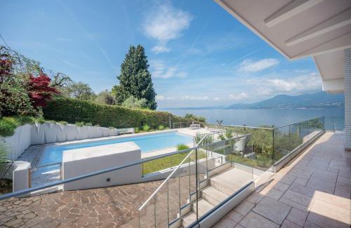 Frader Villa | VillasGarda - Villa Lorena Carbona