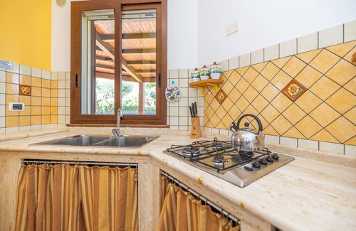 Piana Calzata Villa | VILLECEFALU. Garden Villa near the beach. Self check-in