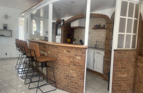 Villeneuve-les-Beziers House | Villeneuve les Béziers, Globetrotteur, Villa 8pers