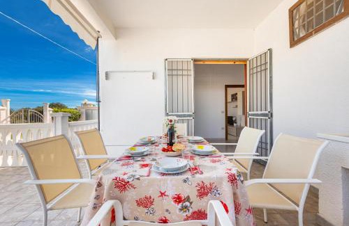 San Pietro in Bevagna House | Villetta Anastasia by BarbarHouse