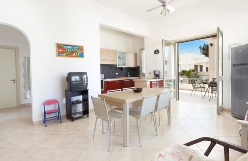 Posto Rosso Villa | Villetta Ilde a stone's throw from the sea. NEW CONVENIENT RATES.