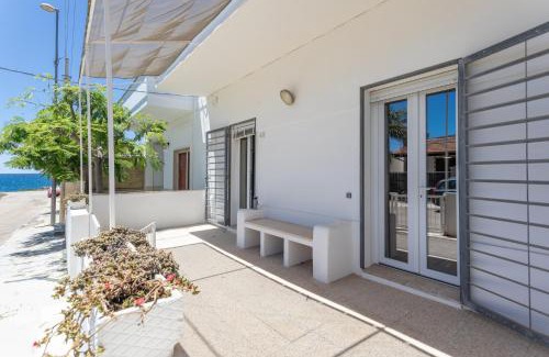 Posto Rosso House | Villetta Mary vista mare