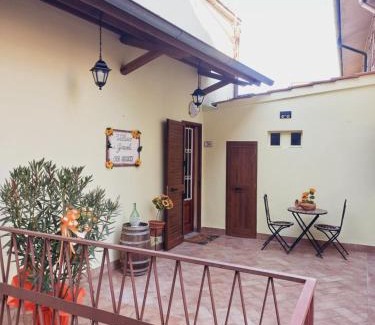 Chianni House | Villino I Girasoli