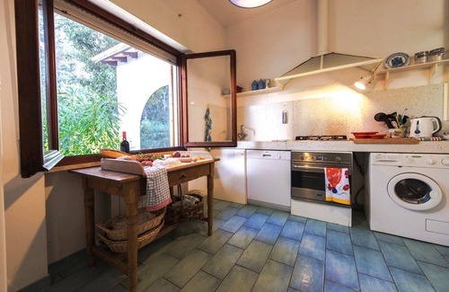 Rosignano Marittimo Villa | Villino la Scogliera In Livorno, Tuscany