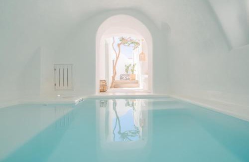Emporio House | Vima Santorini, Traditional Luxury