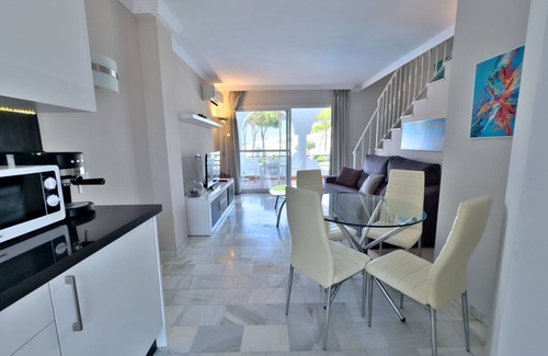 Urbanizacion Hacienda las Chapas Apartment | Vime 6104: The Perfect Destination for an Unforgettable Vacation