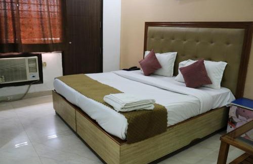 Gurugram Hotel | Vinayak Stay Sector 43