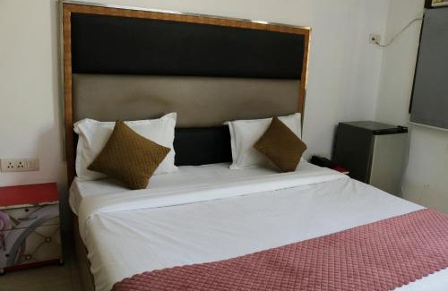 Gurugram Hotel | Vinayak Stay Sector 43