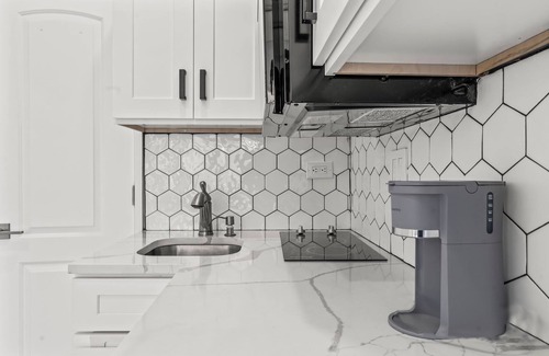North Philadelphia West Apartment | Vines Classic Studio