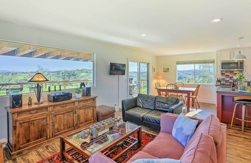 Templeton Cottage | Vines & Views. Modern designer cottage with 360-degree views of vines & wildlife