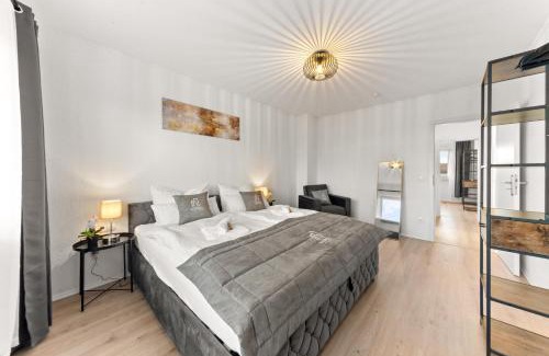 Altstadt I Apartment | VINFUL: Premium-Apartment mit Balkon und Parkplatz