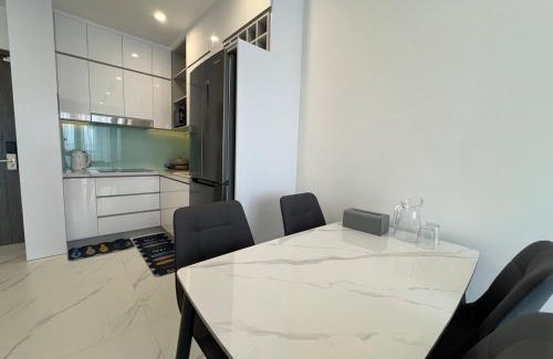 District 9 Apartment | VINHOMES GRAND PARK Chillin Home 1BR Best View