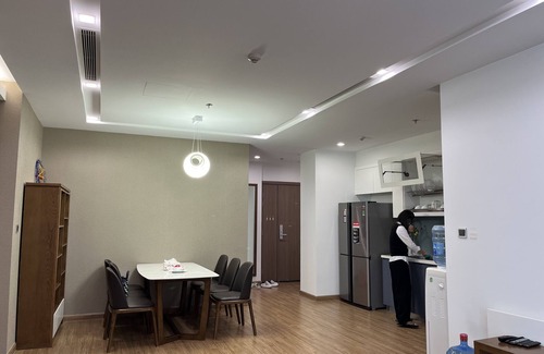 Ngoc Khanh Apartment | Vinhomes Metropolis 3Brs